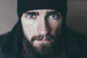 顔の産毛を医療脱毛でスッキリさせる方法は？